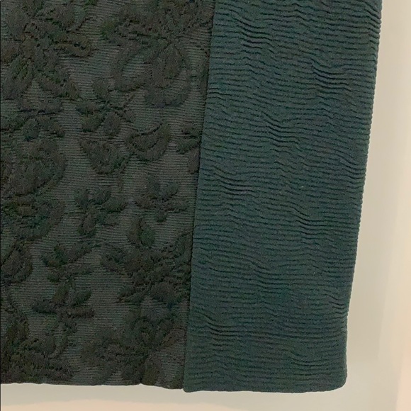 SALE!!ANTHROPOLOGIE DARK GREEN EMBROIDERED PANEL SKIRT💕 - Picture 6 of 9